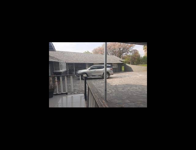 7 BEDROOM HOUSE FOR SALE IN BRAMLEY VIEW